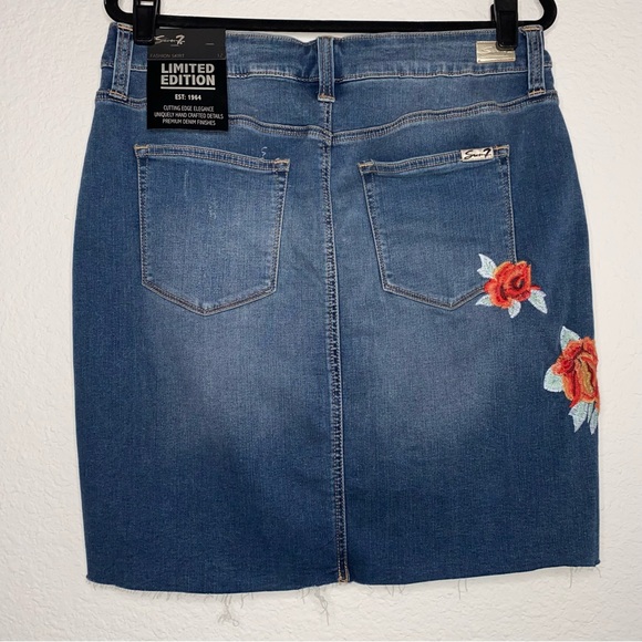 Seven7 Denim Skirt Embroidered Raw Hem Skirt - Picture 8 of 13